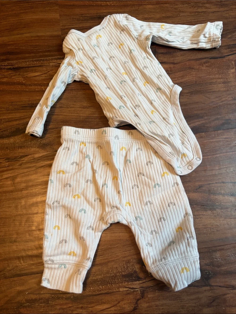 Organic Ribbed Baby Two-Piece Set with Rainbow Print